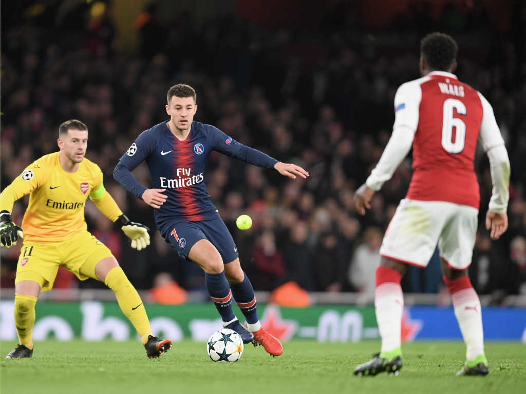 压制对手的 压制对手的